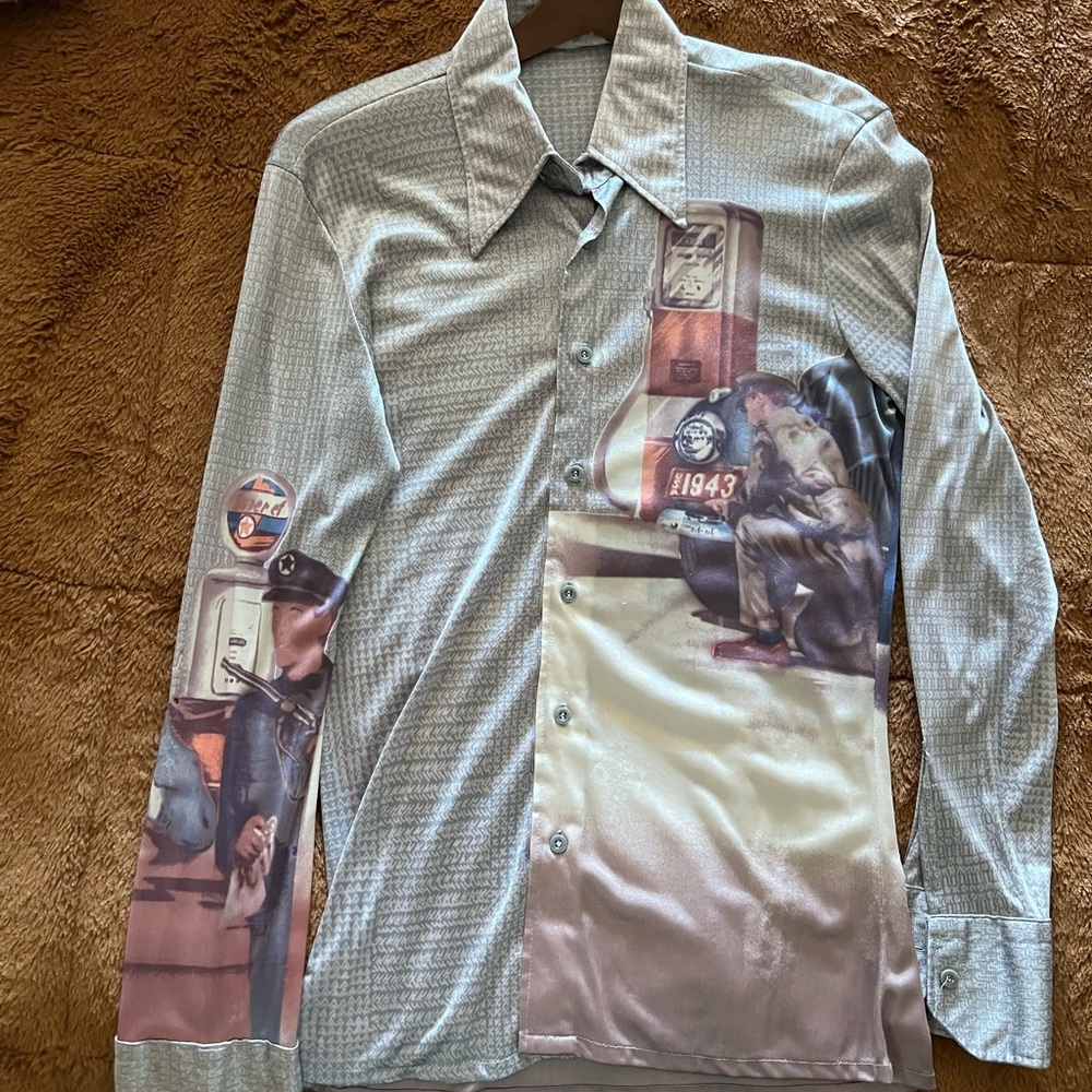 Cream Casual Button Down Shirt with Lightweight Fabric